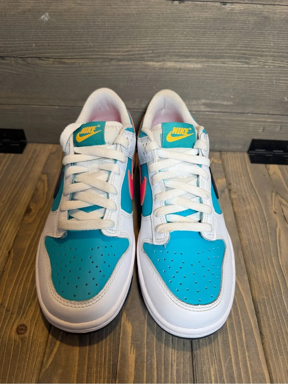 Nike Dunk Low Dusty Cactus Teal Pink Navy Sneakers 7Y / Women’s 8.5